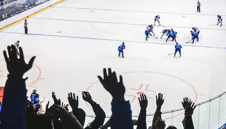 Enjoy Various Hockey Games and Get Big Prizes at Once